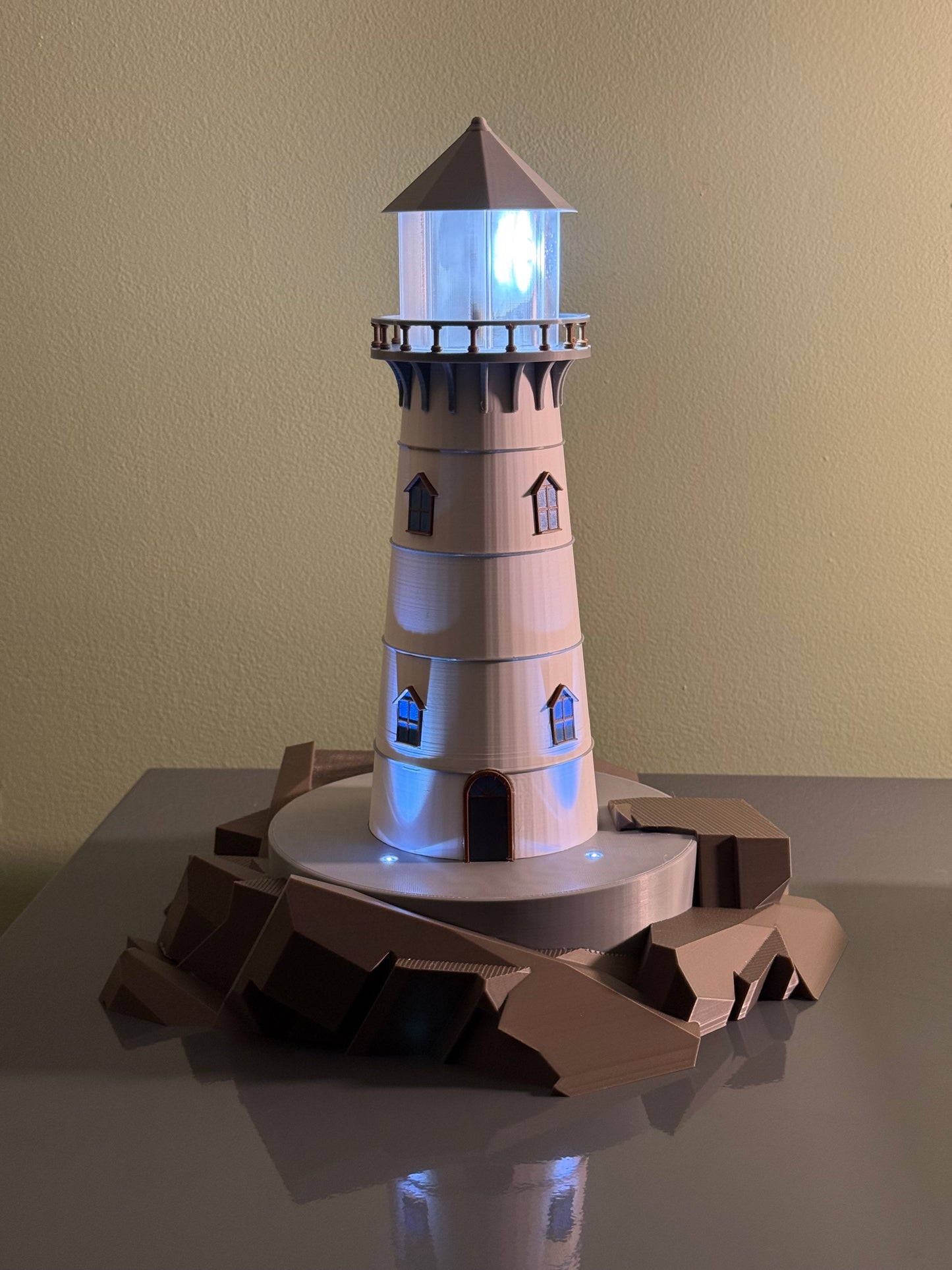 Motorized Model Lighthouse